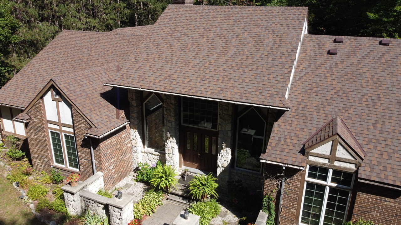 Cedar shingle roofing